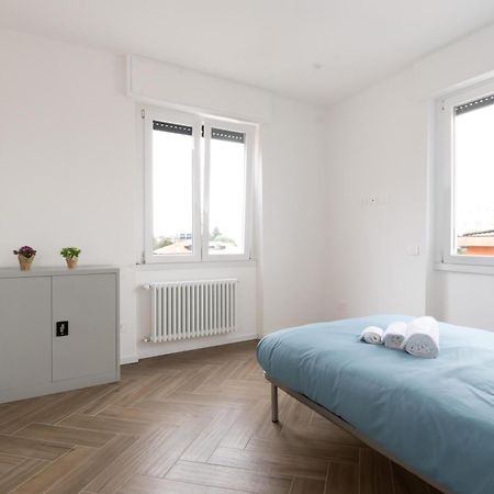 Real Estate Dream B&B Curno Bagian luar foto