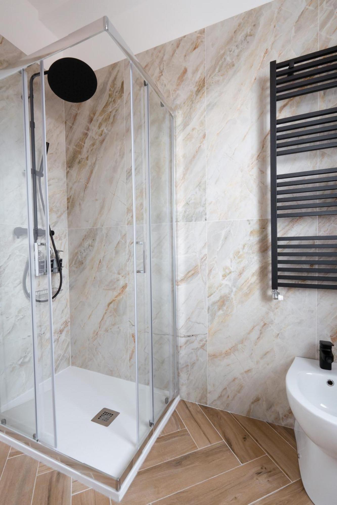 Real Estate Dream B&B Curno Bagian luar foto