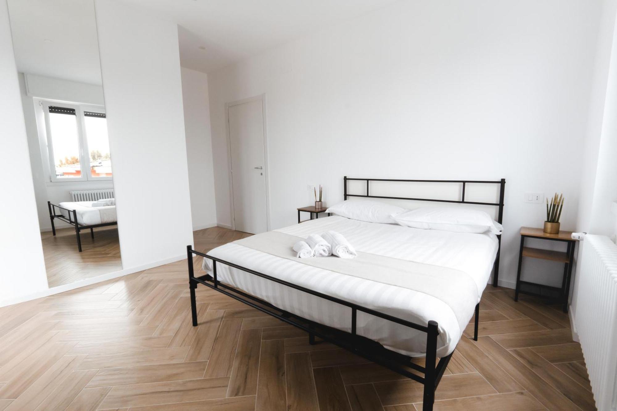 Real Estate Dream B&B Curno Bagian luar foto
